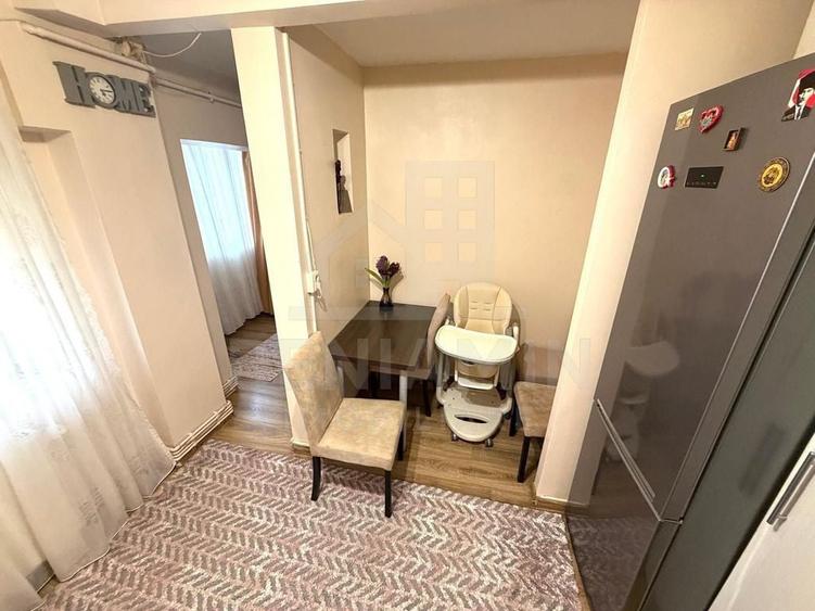 Apartament cu 2 camere decomandat în 1 Mai