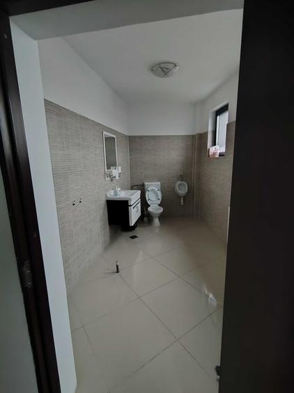 Spațiu comercial, de 130 mp, în Exterior Vest
