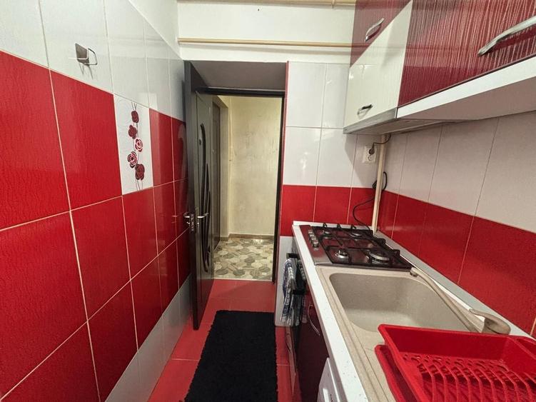 Apartament cu 2 camere semidecomandat, mobilat în George Enescu