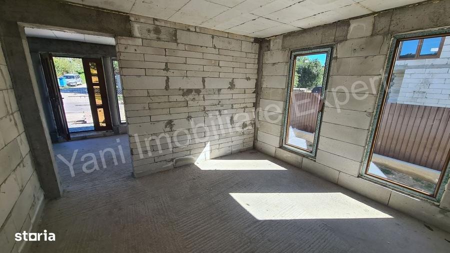 Casă cu 6 camere în Tutana