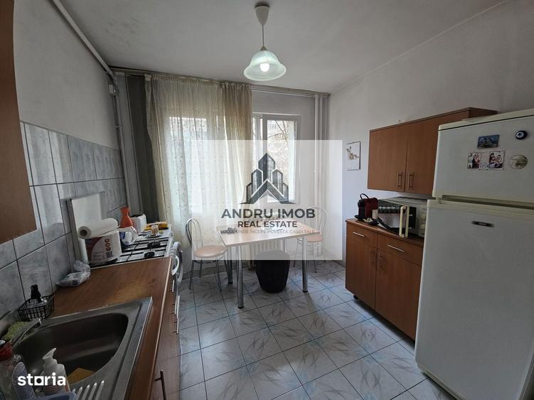 Apartament cu 3 camere în Dristor