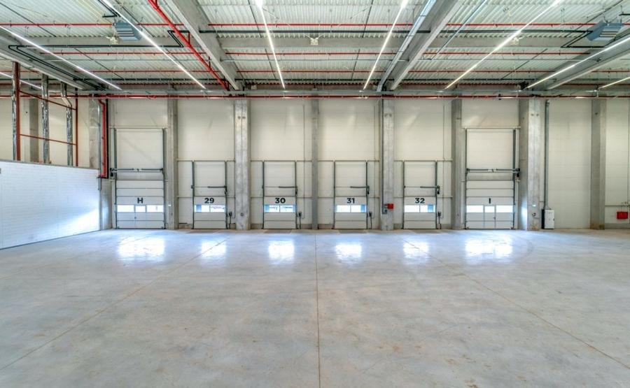 Spațiu industrial, de 270,000 mp, în Exterior Vest