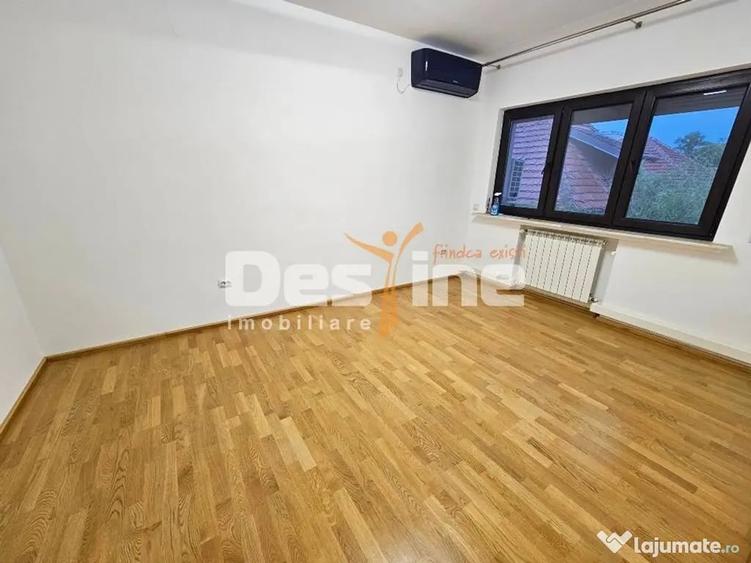 Apartament cu 4 camere decomandat în Domenii