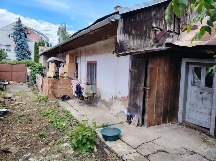 Casă cu 4 camere cu Teren 302 Mp în Gheorgheni
