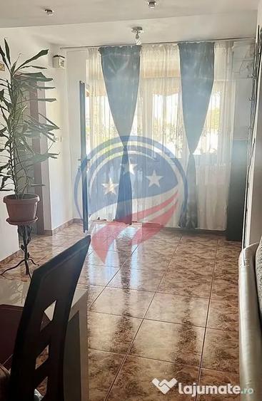 Apartament cu 3 camere decomandat în Craiovița Nouă