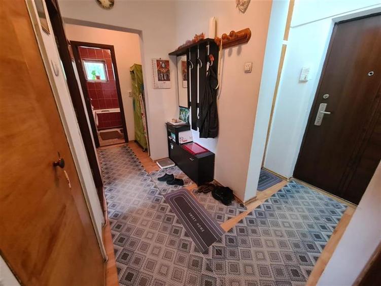 Apartament 2 camere decomandat, 2 balcoane,  etajul 2 Racadau Parcul Trandafiril - 8