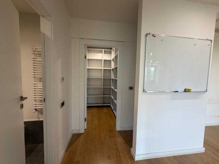 Apartament cu 2 camere decomandat în Aviației