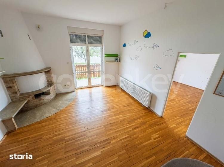 Casă cu Teren 1775 Mp în Central
