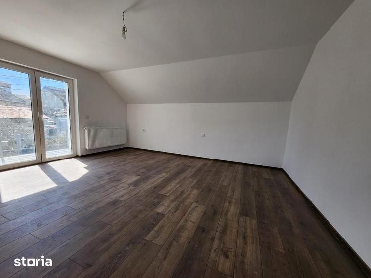 Spațiu comercial, de 242 mp, în Central