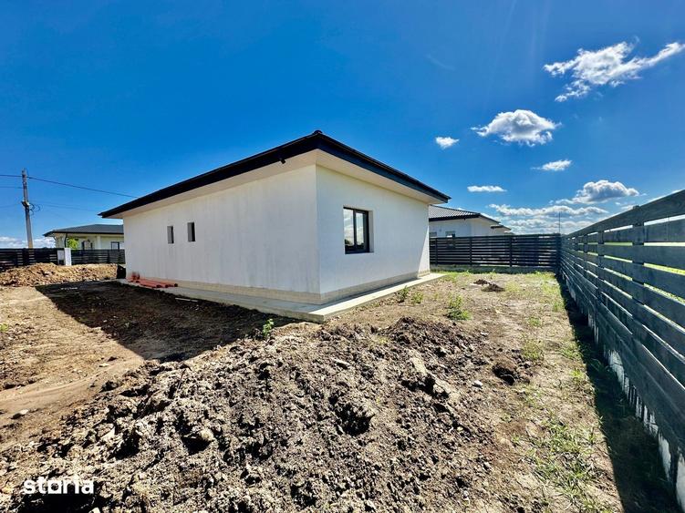 Casă cu 3 camere cu Teren 350 Mp în Miroslava