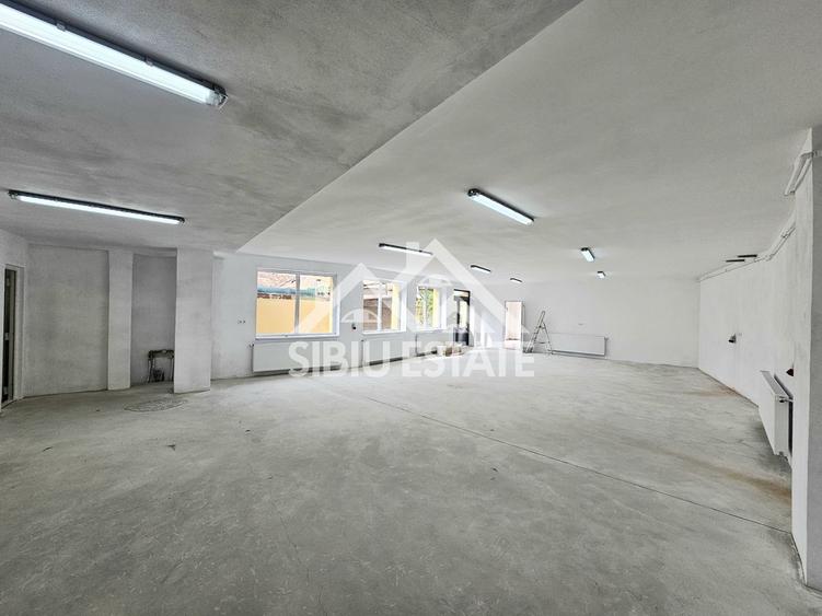 Spațiu comercial, de 140 mp, în Central