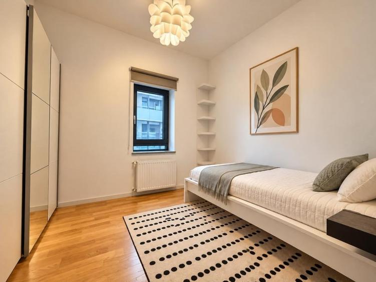 Apartament cu 3 camere, mobilat în Unirii