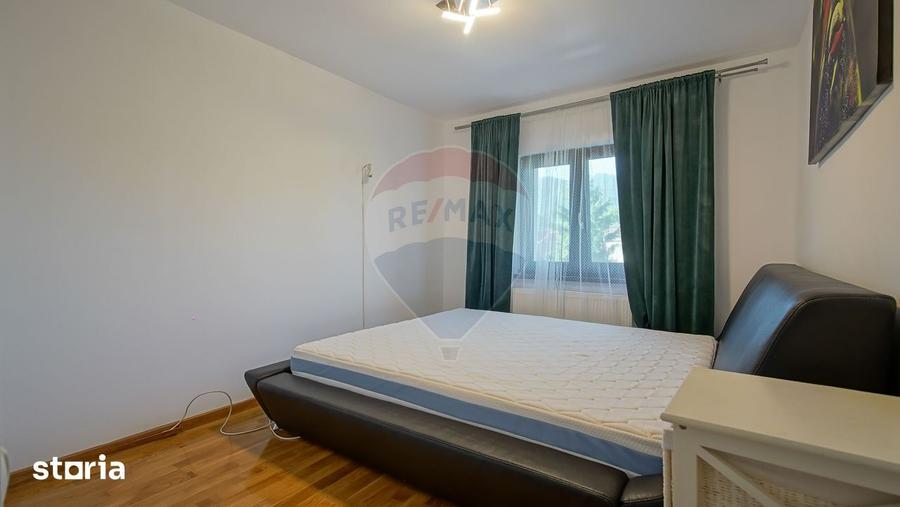 Apartament cu 4 camere în Movilei