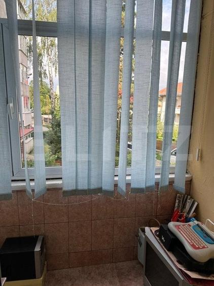 Apartament 3 camere, 70 mp, etaj 1, zona Hurmuzachi ,Radauti - 12