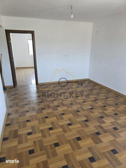 Casă cu 3 camere cu Teren 250 Mp în Clinceni