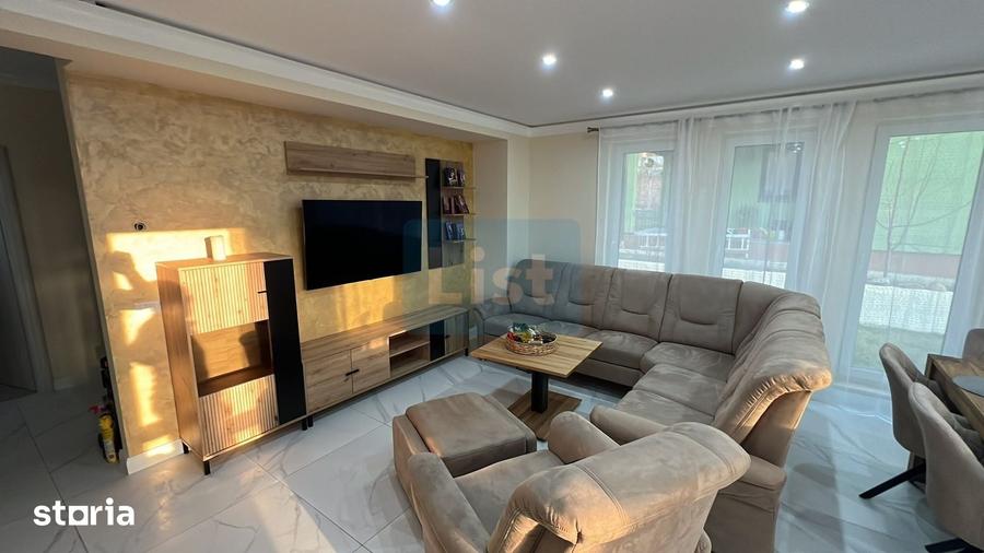 Casă cu 4 camere cu Teren 460 Mp în Dezmir