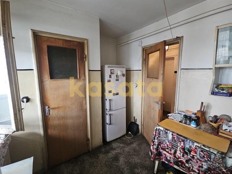 Apartament cu 2 camere semidecomandat în Liviu Rebreanu