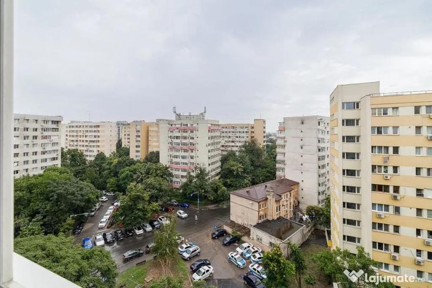 Apartament cu 2 camere semidecomandat în Obor