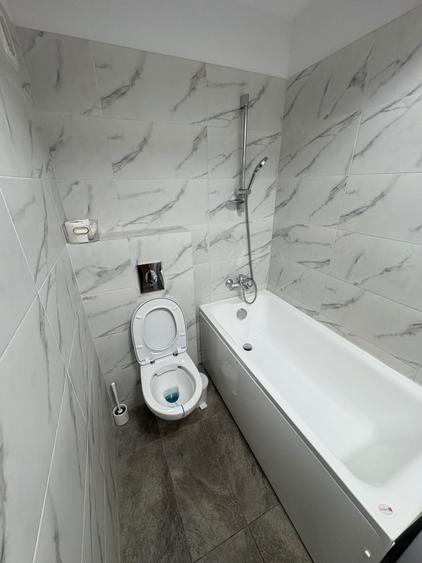 Apartament cu 2 camere decomandat în Exterior Vest