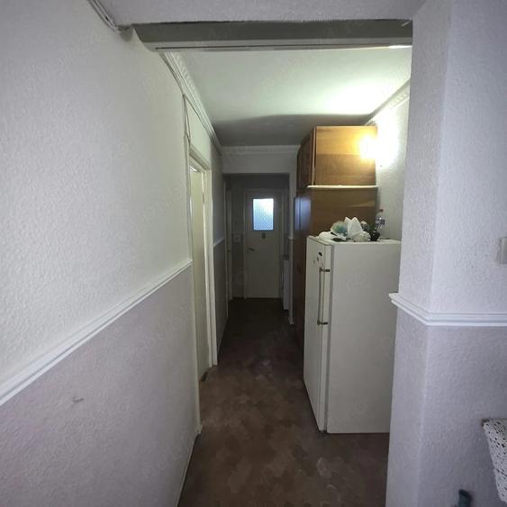 Apartament cu 3 camere decomandat în Bălcescu