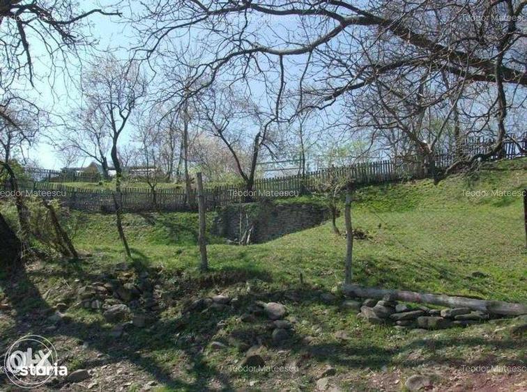 Teren de 3682 mp, în Măneciu