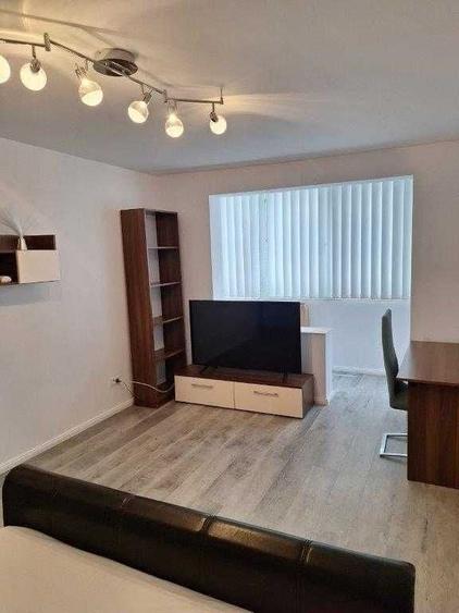 Apartament cu 2 camere decomandat în Hărmanului
