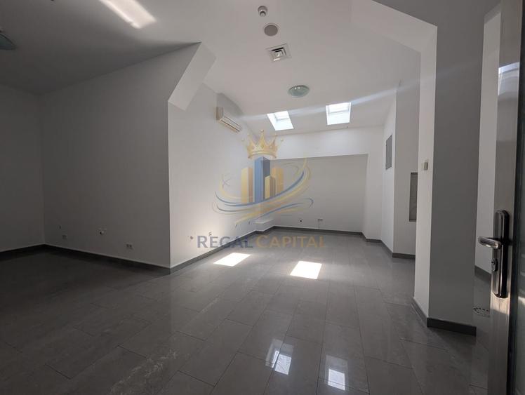 Spațiu comercial, de 472 mp, în Băneasa