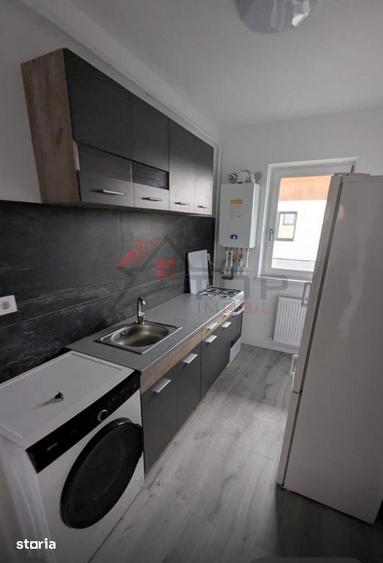 Apartament cu 2 camere decomandat, mobilat în Central