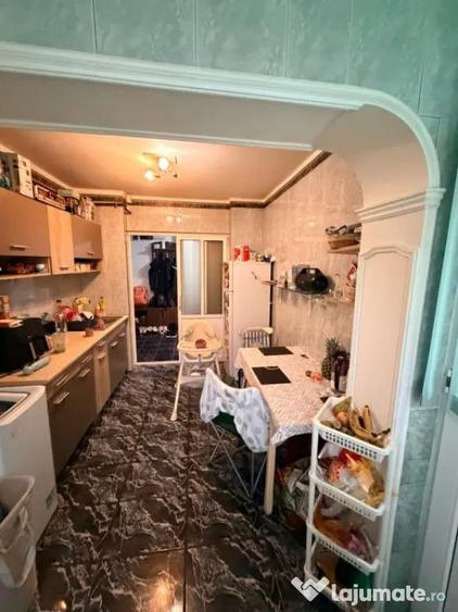 Apartament cu 2 camere decomandat în Tomis Nord
