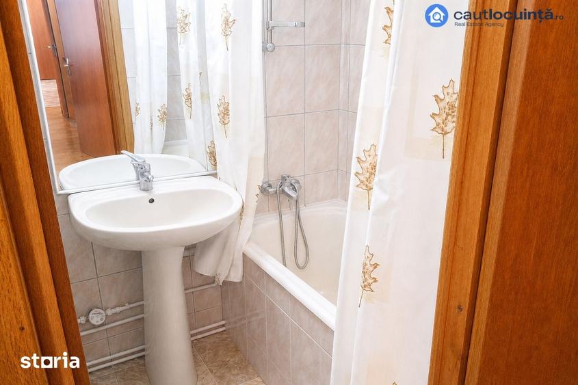 Apartament cu 3 camere nedecomandat în Titan