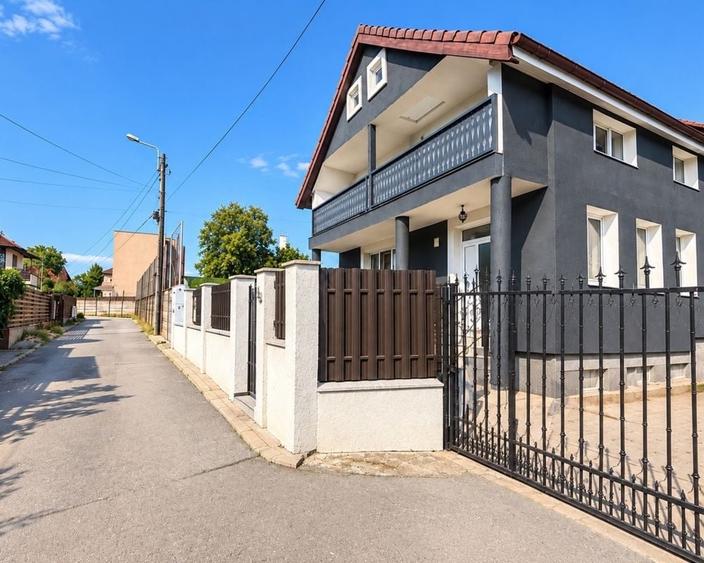 Casă cu 3 camere în Someșeni
