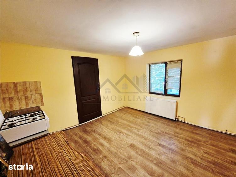 Casă cu 3 camere cu Teren 300 Mp în Holboca