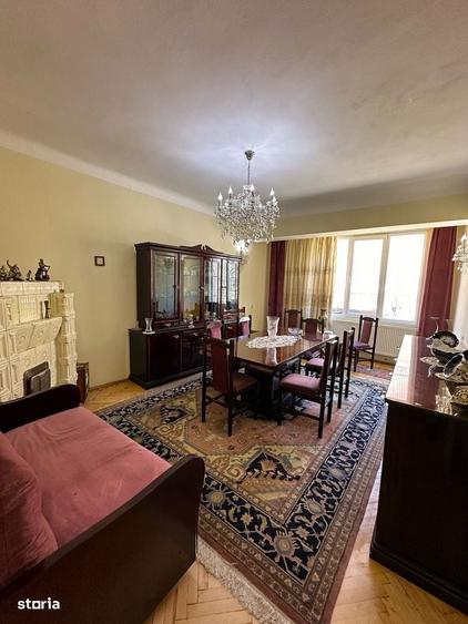 Apartament cu 3 camere în Central