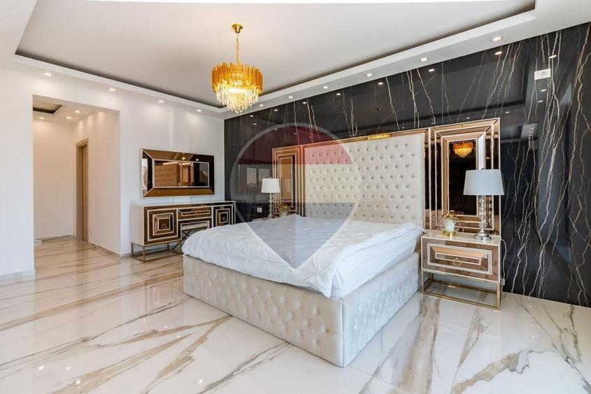 Casă individuală cu 4 camere cu Piscina în Balotești