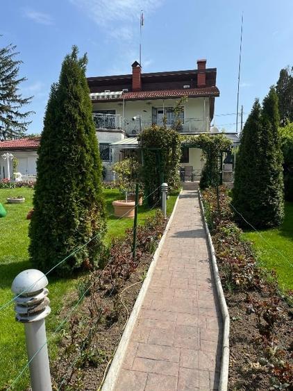 Casă individuală cu 5 camere cu Teren 1500 Mp în Snagov