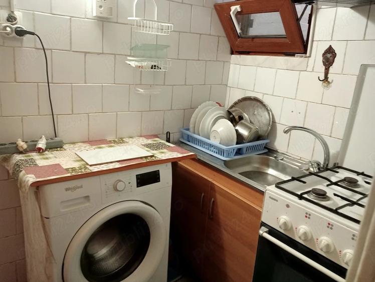 Garsonieră decomandată în Pieptănari