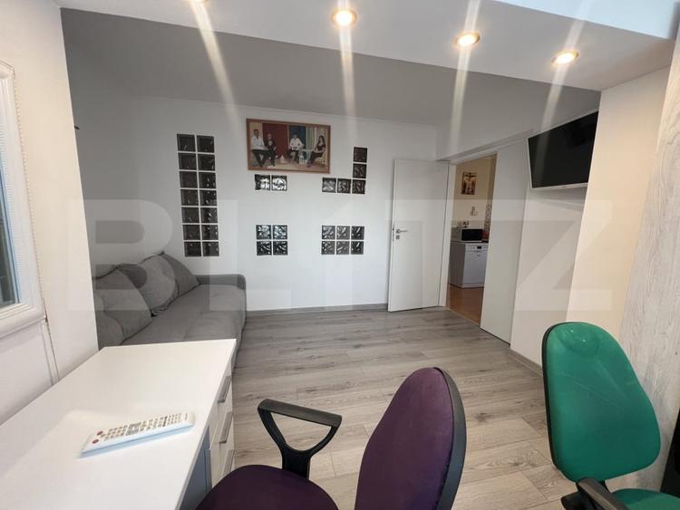 Apartament cu 3 camere decomandat, mobilat în Florești