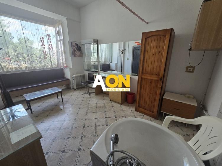 Spațiu comercial, de 16 mp, în Cetate