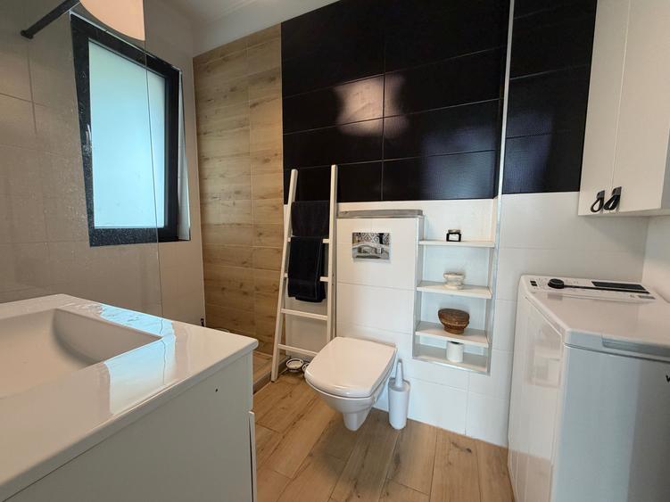 Apartament cu 2 camere semidecomandat în Iosia