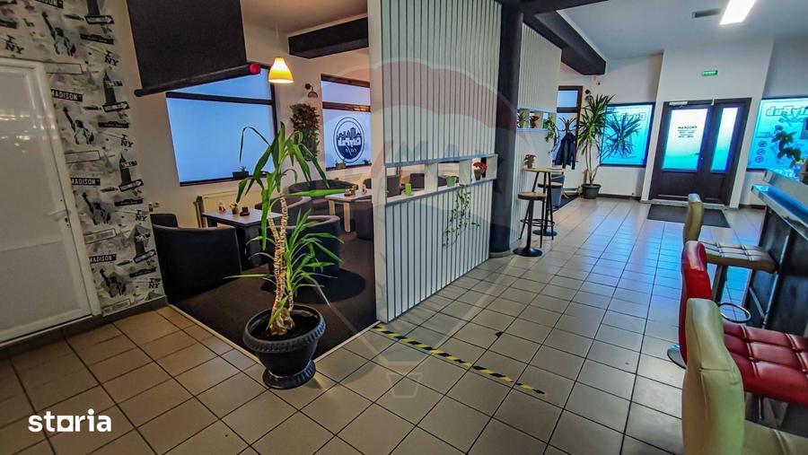 Spațiu comercial, de 103 mp, în Central