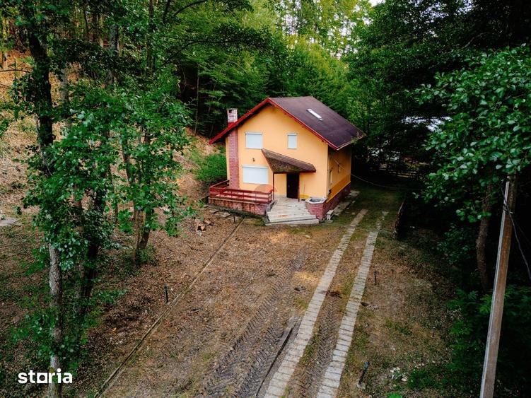 Casa de vacan?a de vanzare in Draganu, Arge? + teren 1.292mp - 13