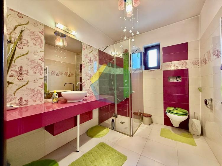 Duplex cu 5 camere cu Piscina în Ferme