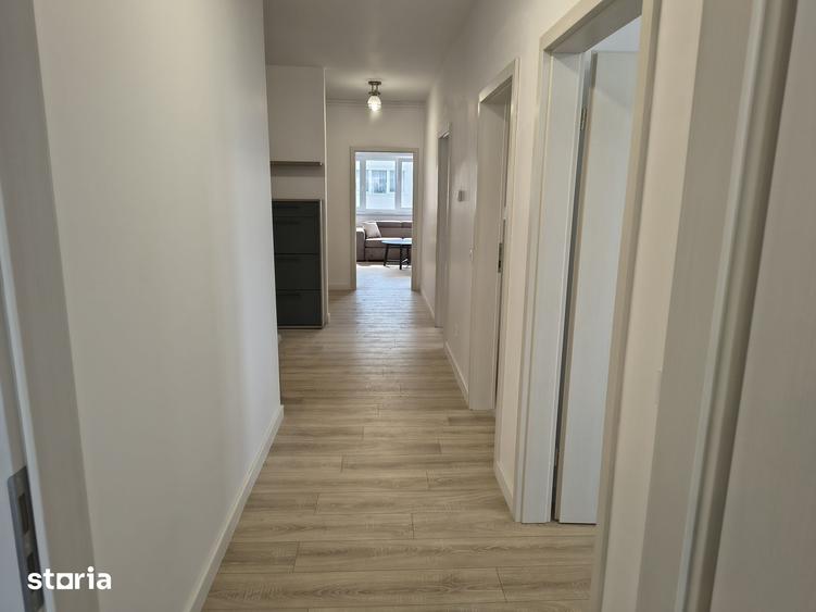 Apartament cu 3 camere decomandat în Cetate