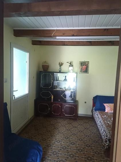 Casă cu 3 camere în Central