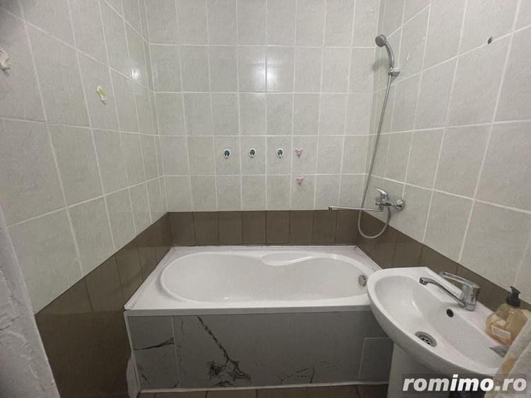 Garsonieră decomandată în Sebastian