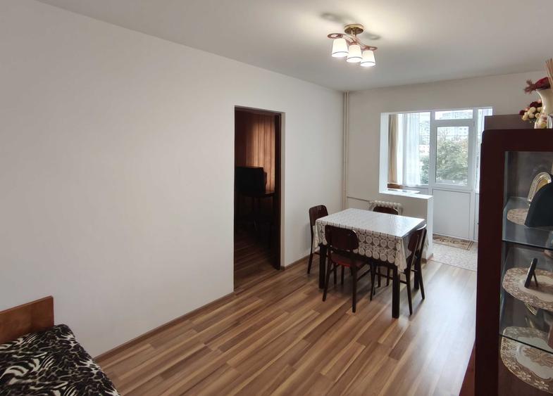 Inchiriez Apartament 2 camere, mobilat, 34 mp, persoana fizica - 5