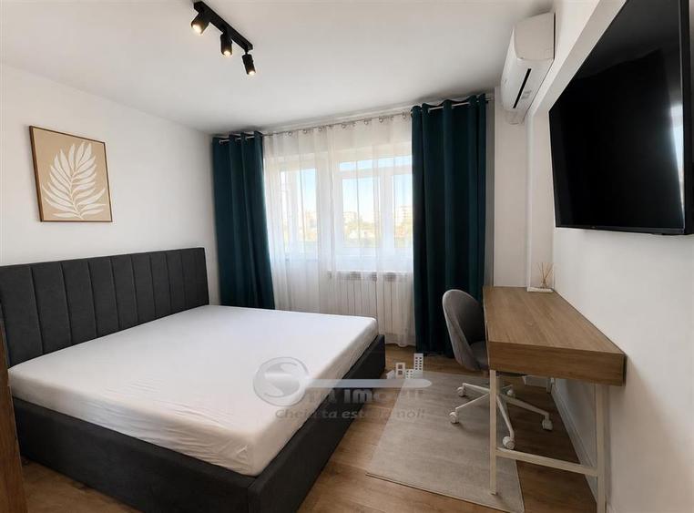 Apartament cu 3 camere decomandat în Piața Unirii