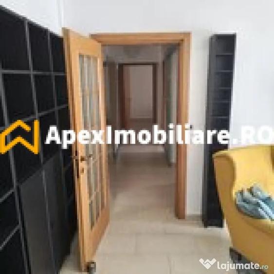 Apartament cu 2 camere decomandat în Vitan