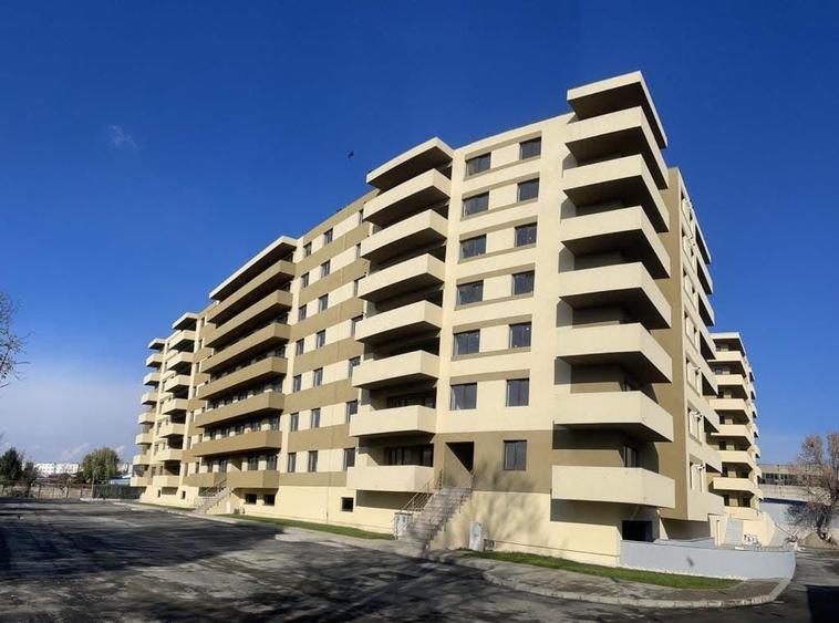 Apartament cu 2 camere decomandat în Mihai Bravu