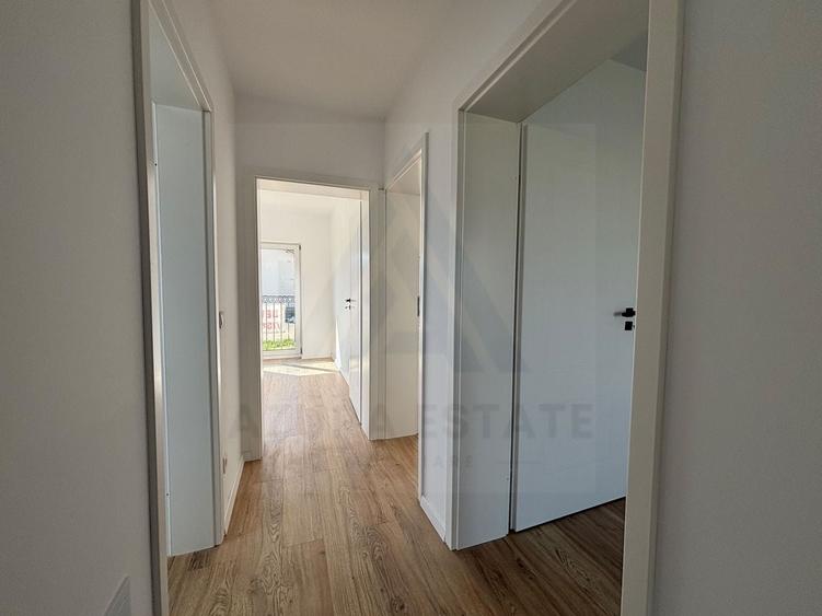 Duplex cu 4 camere cu Canalizare în Șelimbăr